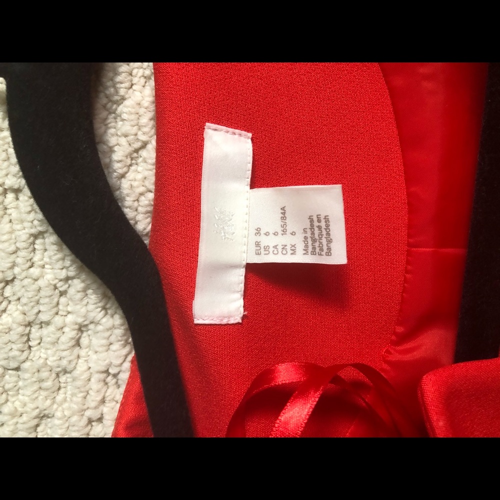 Red straight coat. - Picture 2 of 2